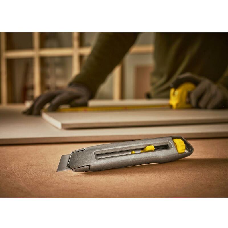 CUTTER INTERLOCK 18MM       0-10-018 165MM STANLEY