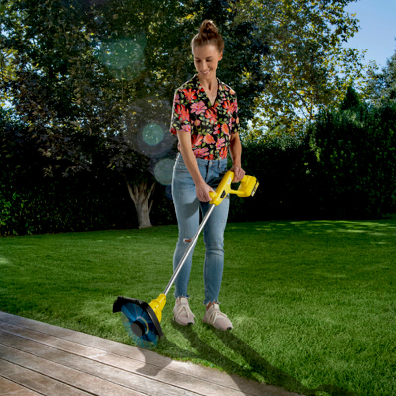 ACCUGRASTRIMMER 18V/BODY    LTR 18-25 BAT  KARCHER