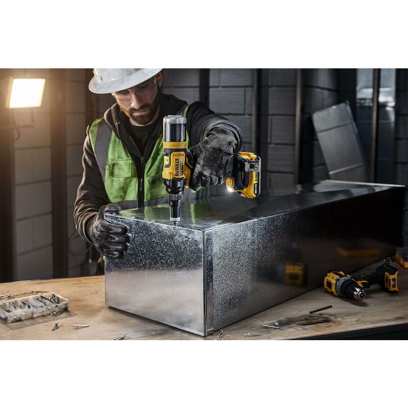BLINDKLINKNAGELTANG 18V/BOD DCF403NT-XJ     DEWALT
