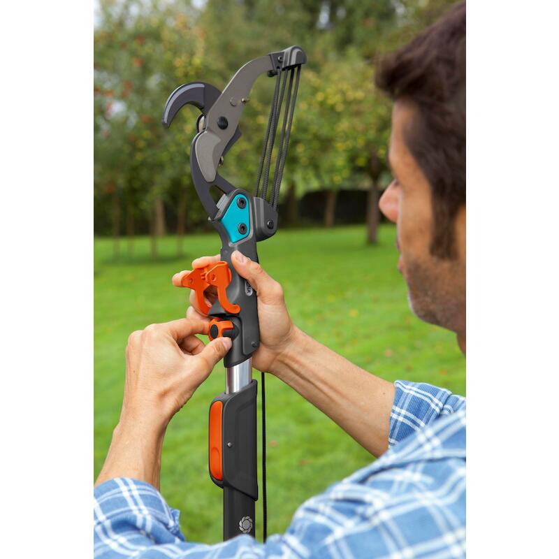 TELESCOOPSTEEL 160-290CM    3720           GARDENA