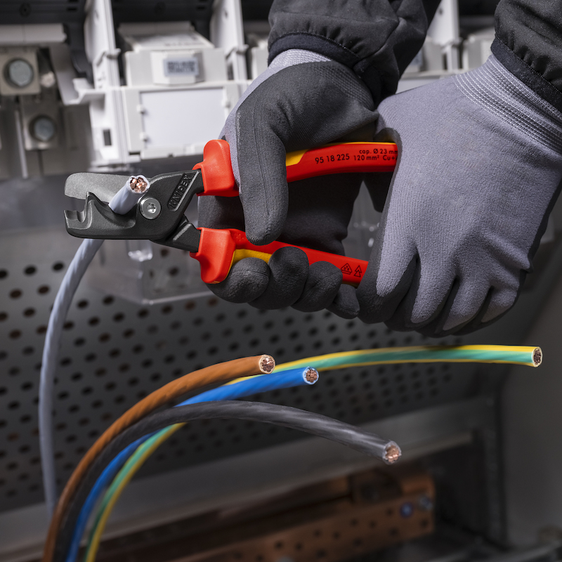 COUPE-CÂBLES                95 18 - 225MM   KNIPEX