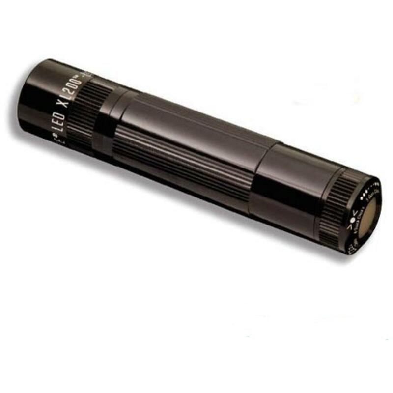LED-ZAKLAMP 273M/193L 3XAAA XL200          MAGLITE