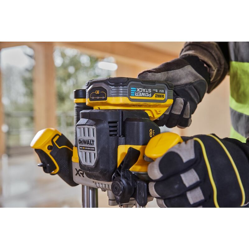DEFONCEUSE ACCU 18V/BODY    DCW620NT        DEWALT