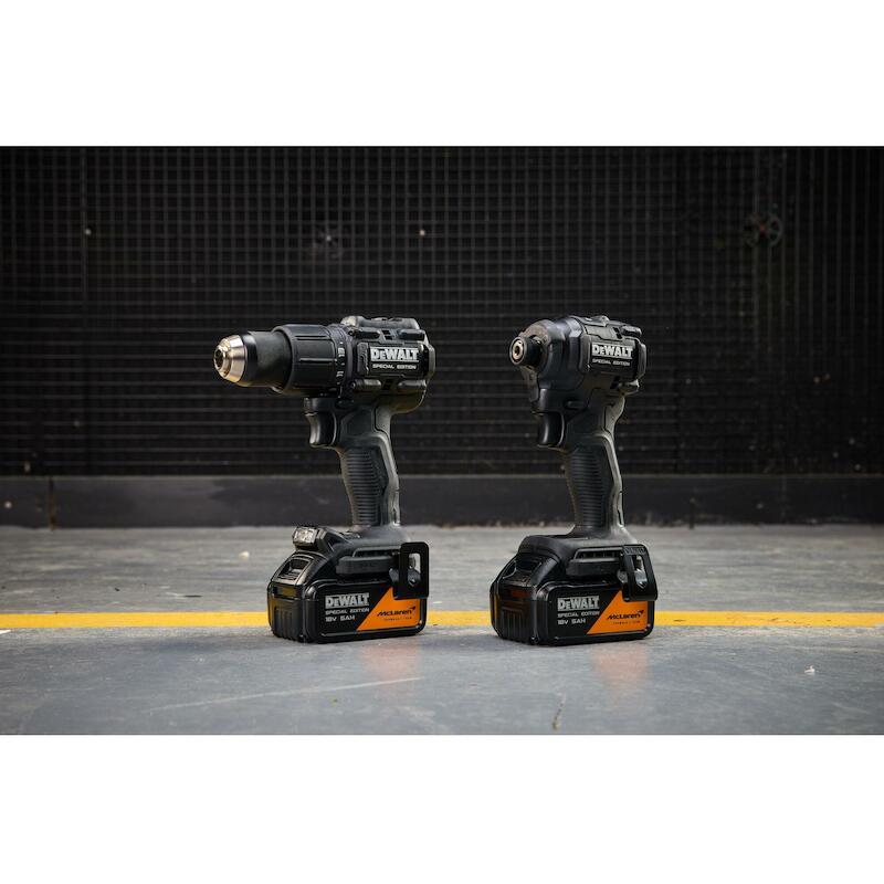Dewalt - DCK2222MP2T-QW 18V xr McLaren brushless power tool kit with DCD86m hammer drill and DCF86m impact driver - 2x 5.0 Ah battery - tstak - 08155501