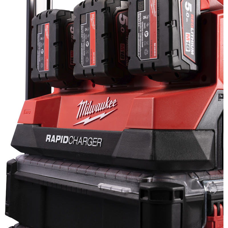 CHARGEUR POUR 6 ACCU        M18 PC6 EU PACKOUT MIL