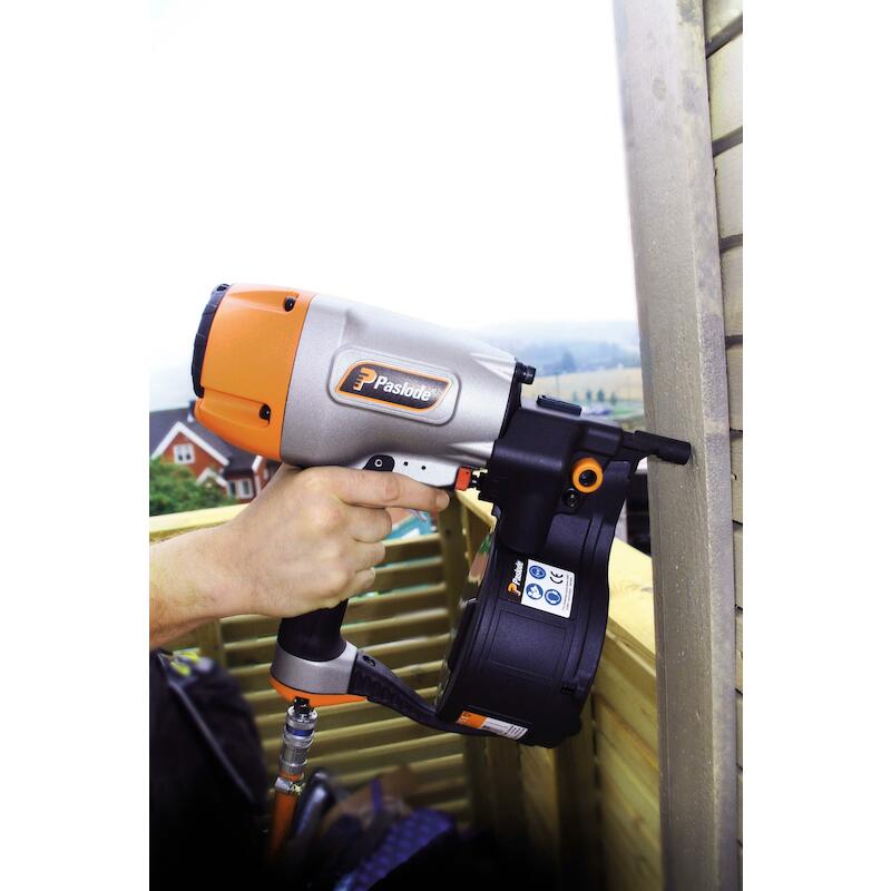 CLOUEUR ROULEAU PNEUM. 75MM CNP75.1        PASLODE