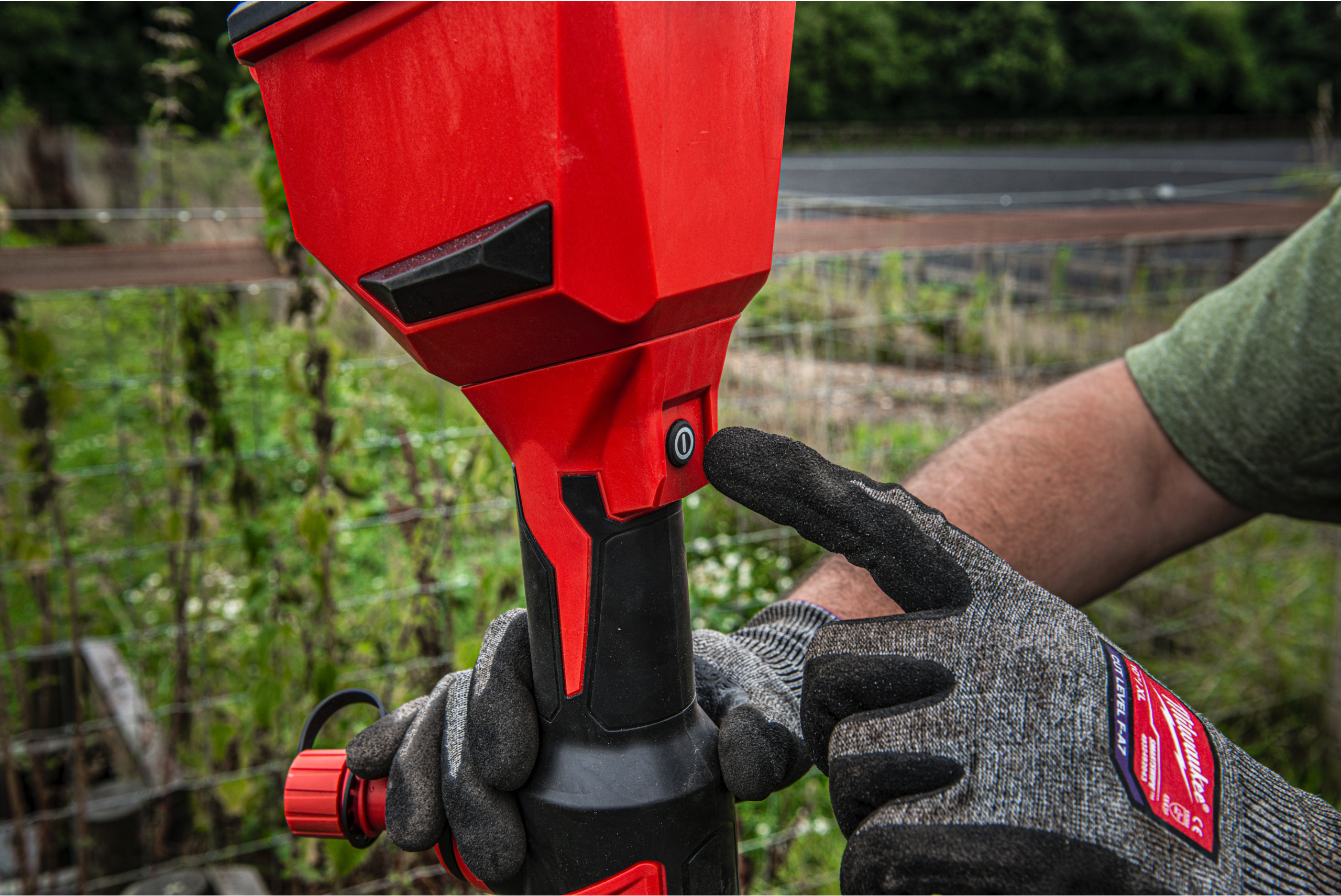 ACCU-STAAFWATERPOMP 18V/8AH M18 BLSWP-801     MILW