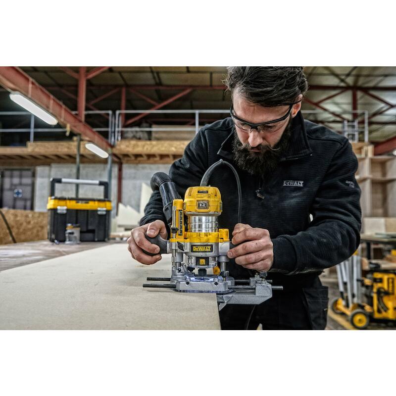DEFONCEUSE MULTIF.900W      D26204K(COFF)   DEWALT