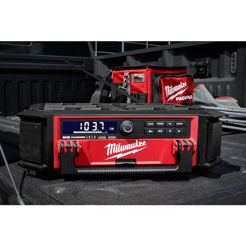 RADIO/CHARGEUR DAB+         M18 PRCDAB+  MILWAUKEE