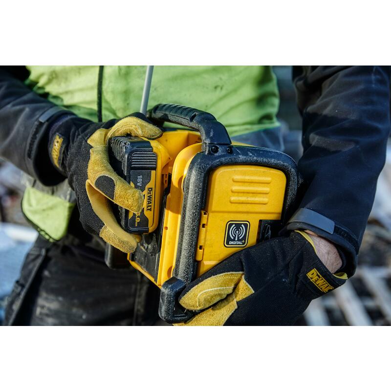 RADIO COMPACT FM/DAB+       DCR020-QW       DEWALT