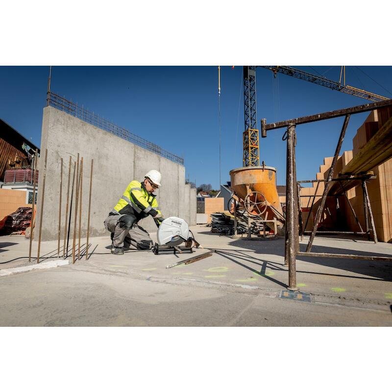METAALAFKORTZAAG 2300W      CS 22-355       METABO