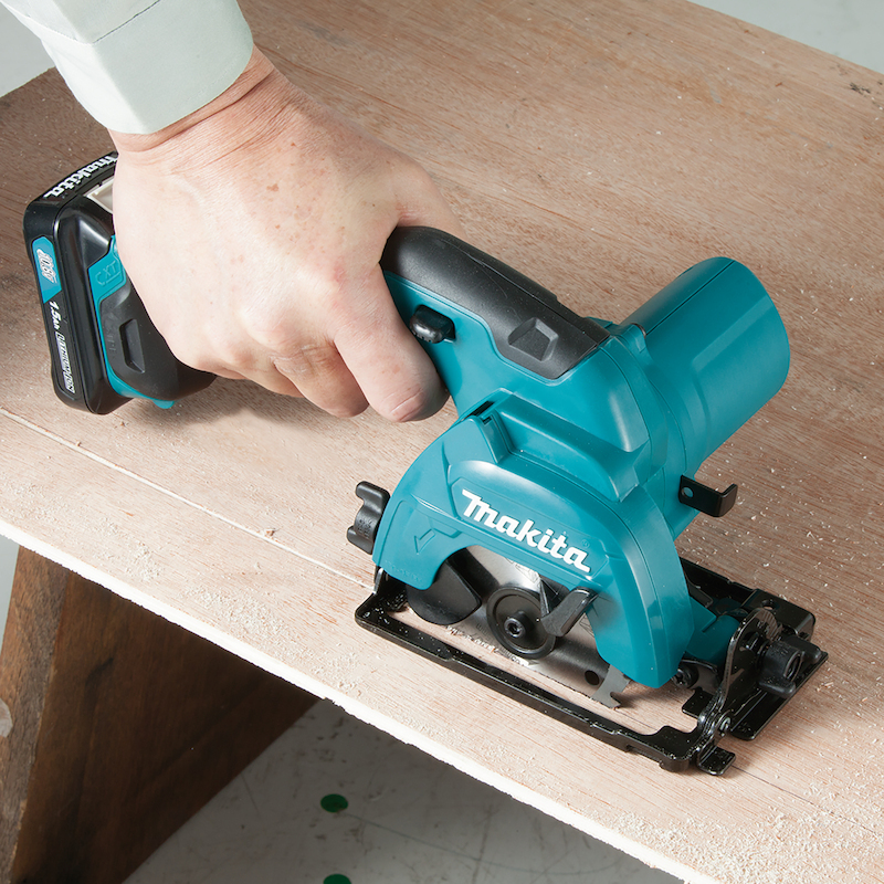 CORDLESS CIRCULAR SAW 10,8V - HS301DSMJ - MAKITA