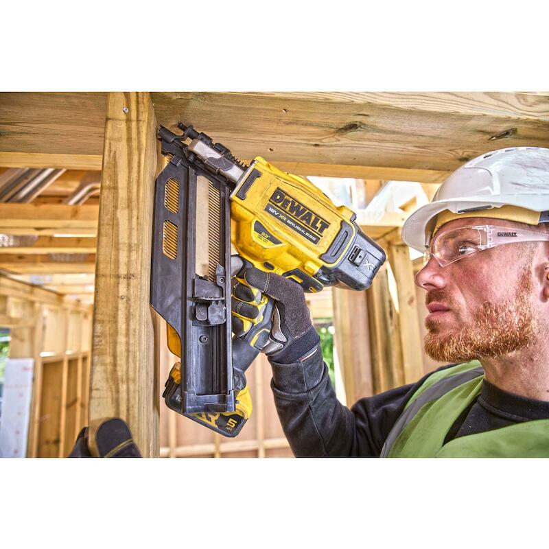 ACCUNAGELPISTOOL 18V/BODY   DCN930N         DEWALT