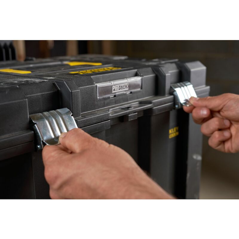 SERVANTE MOBILE TSTAK       FMST1-75753    STANLEY