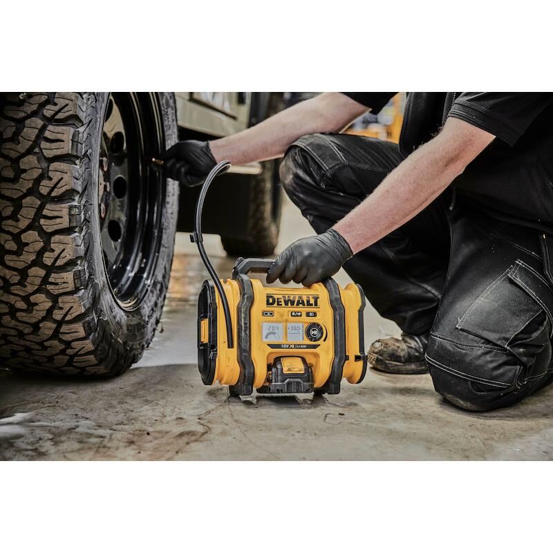 ACCUCOMPRESSOR 18V/BODY     DCC018N         DEWALT