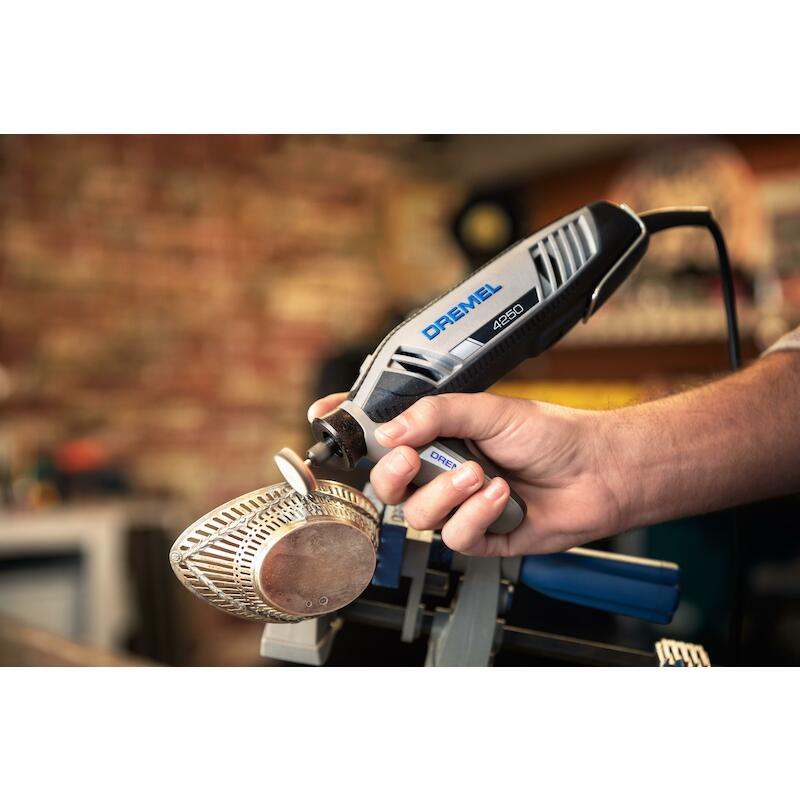 MULTITOOL 175W (KOFFER)     4250JF + 45ACC. DREMEL