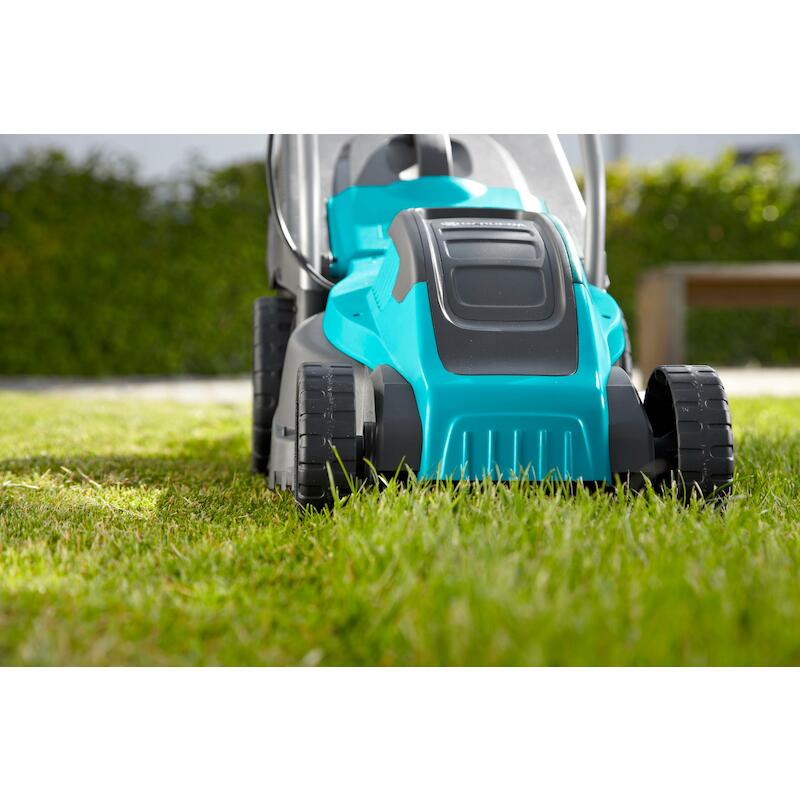 GRASMAAIER 1100W/32MM       POWERMAX       GARDENA