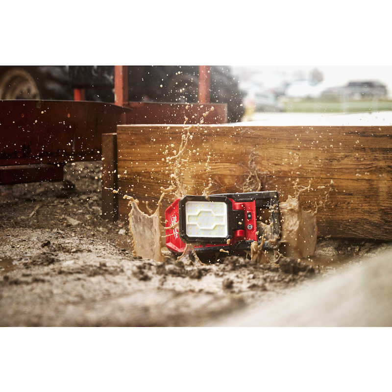 LAMPE CHANTIER 18V/BODY     M18 PAL2-0   MILWAUKEE