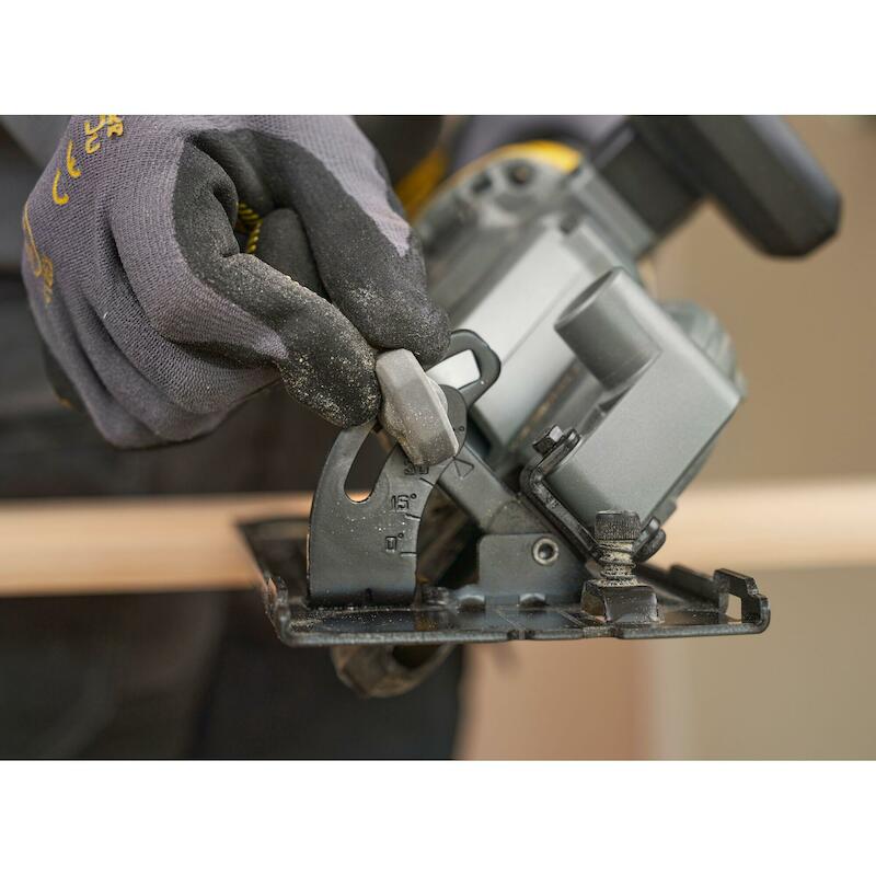 ACCUCIRKELZAAG 18V/BODY     SFMCS515B      STANLEY