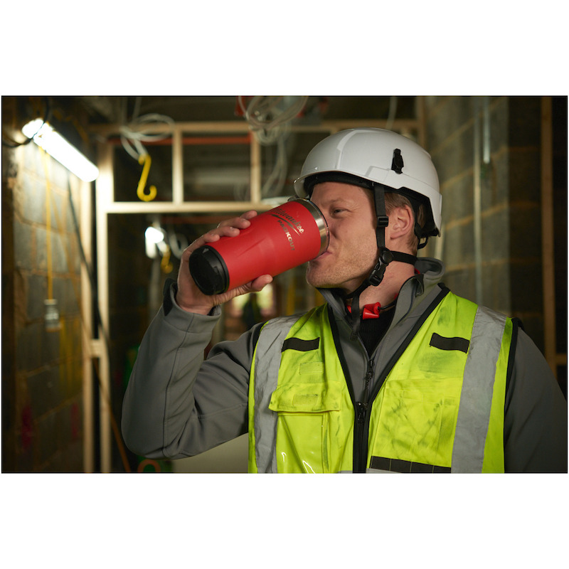 GOBELET ISOTHERME 887ML     4932479075   MILWAUKEE