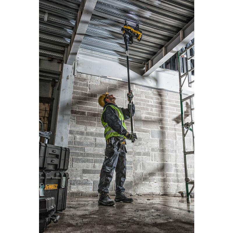 CLOUEUR BETON 18V/2X5AH     DCN890P2(COFF)  DEWALT