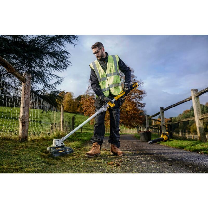ACCUGRASTRIMMER 18V/5AH     DCMST561P1      DEWALT