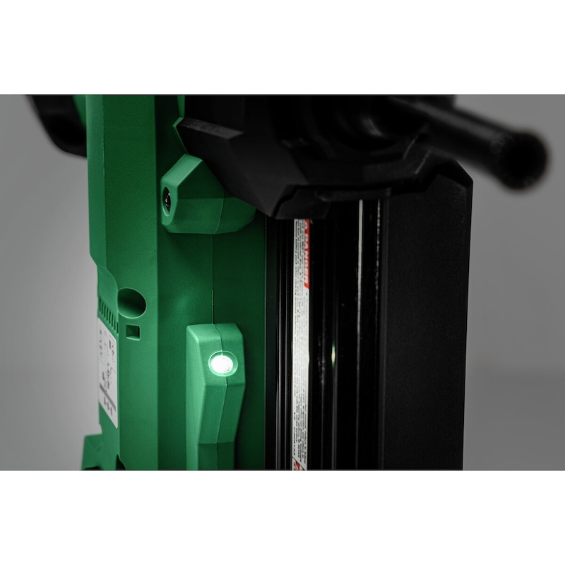 ACCUNAGELPISTOOL 18V/2X5AH  NC1840DA        HIKOKI