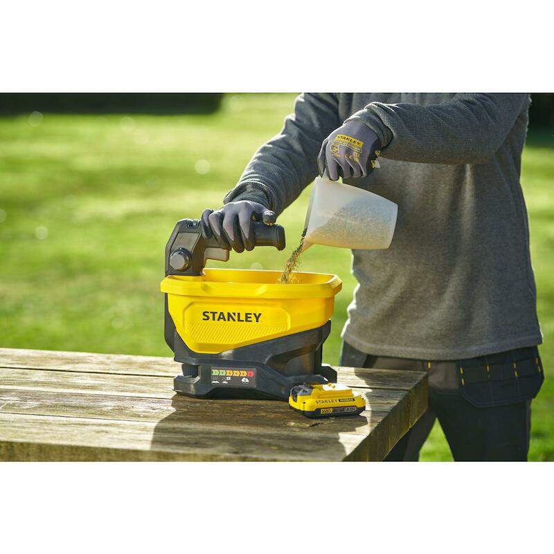 ÉPANDEUR À MAIN 18V/BODY    STCOE300B      STANLEY