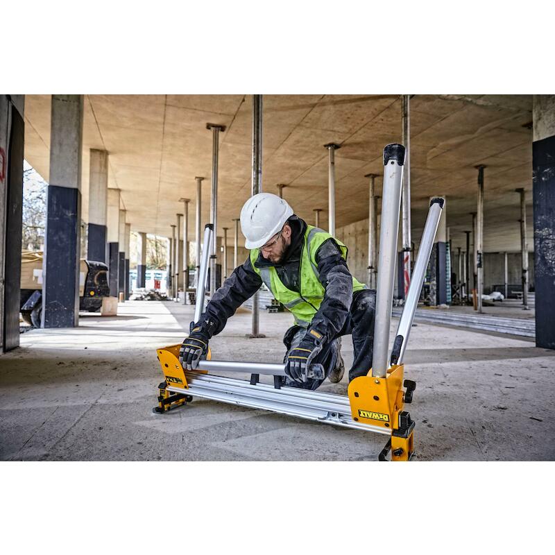 COMPACT UNIVERS. ONDERSTEL  DE7033          DEWALT