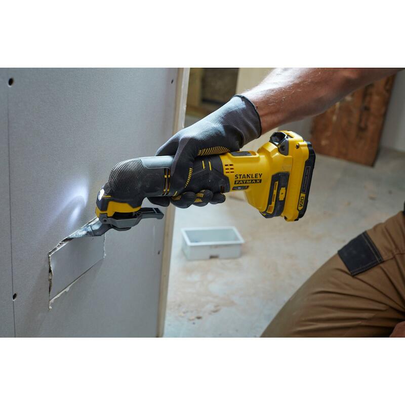 ~V20 18V MULTITOOL (SANS    SFMCE500B      STANLEY