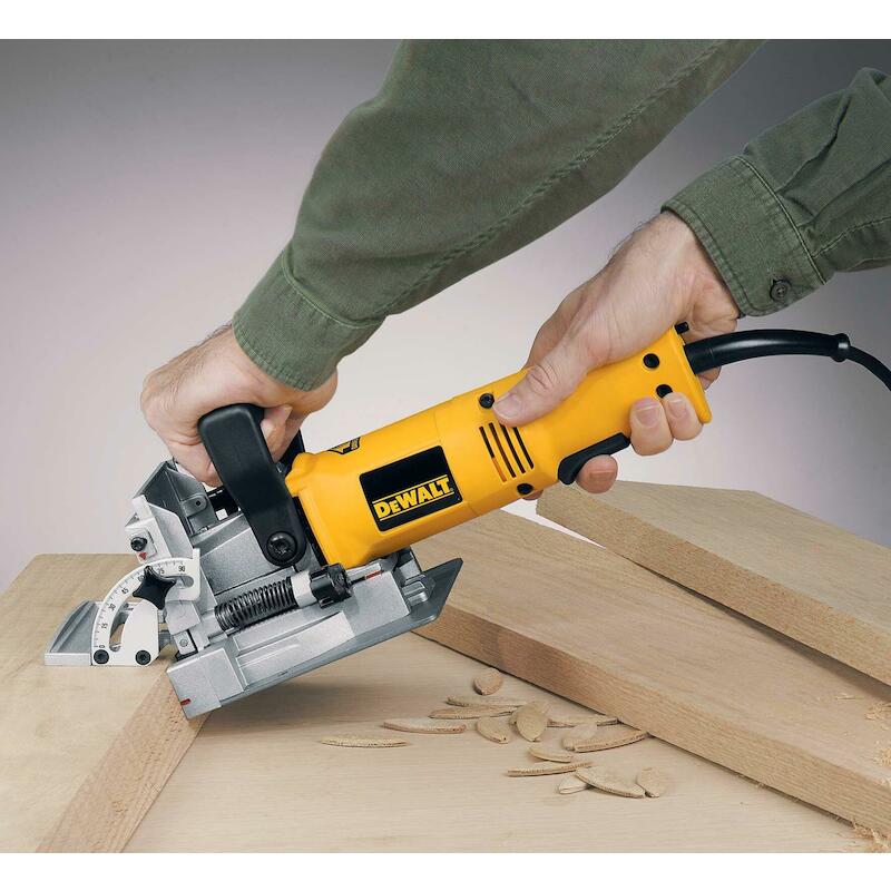 FRAISEUSE A LAMELLES 600W   DW682K(COFF)    DEWALT