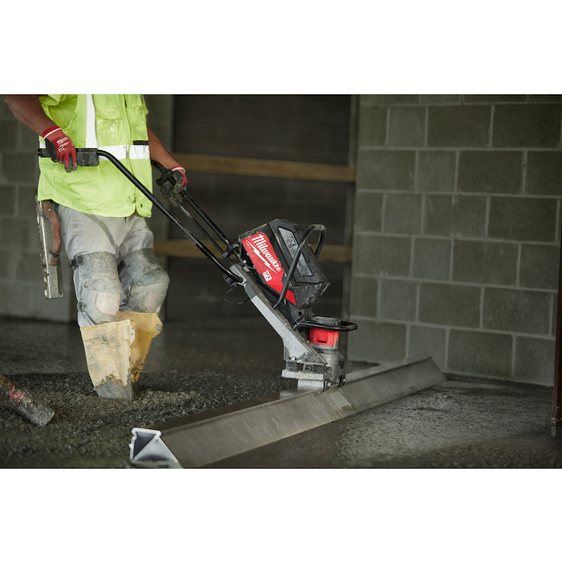 REGLE VIBR.BETON  72V/2X3AH MXF PSC-302  MILWAUKEE