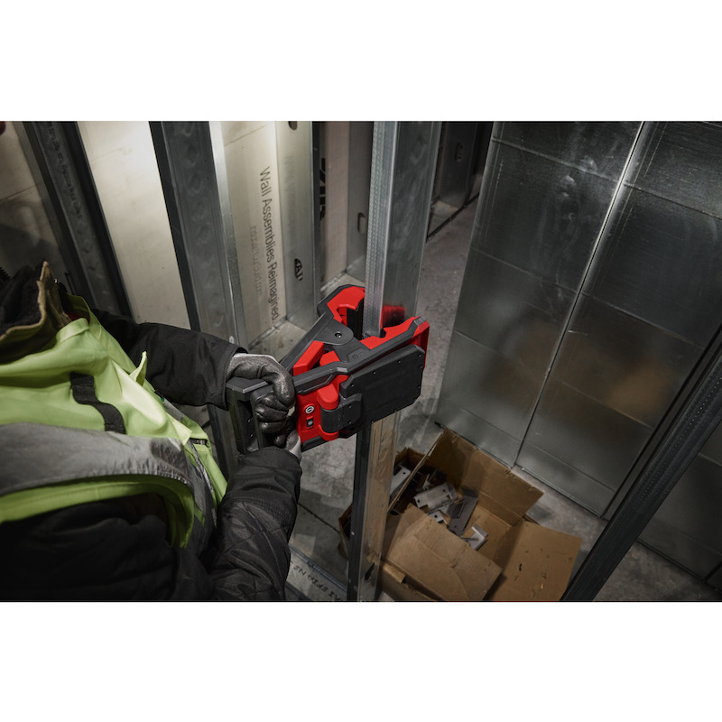 LAMPE CHANTIER 18V/BODY     M18 PAL2-0   MILWAUKEE