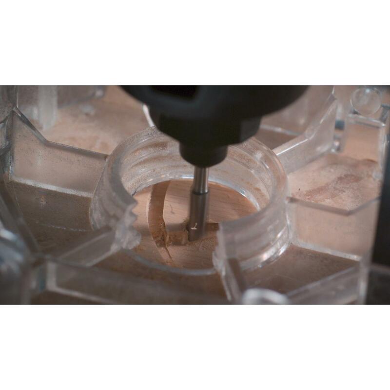 FREZENSET IN HOUTEN KOFFER  660JA      (7ST)DREMEL