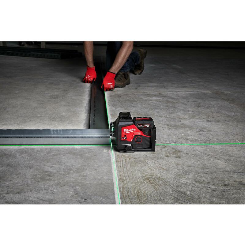 ACCUKRUISLIJNLASER 12V/4AH  M12 C3PL-401C MILWAUKE