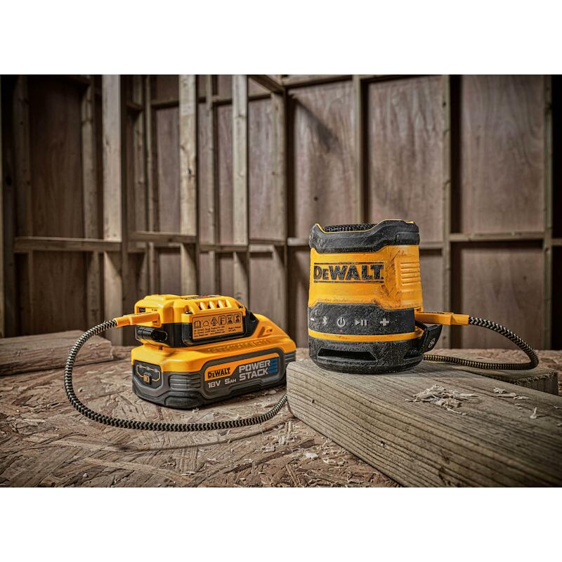 LUIDSPREKER USB-C 3,7V      DCR009          DEWALT