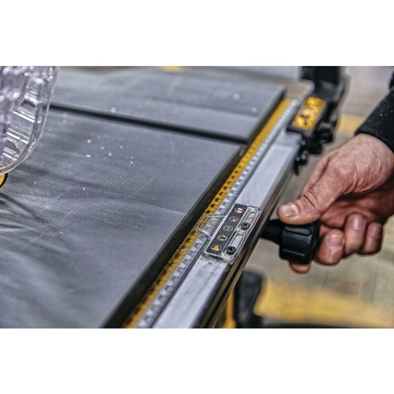 TAFELZAAG 2000W/250MM       DWE7492         DEWALT