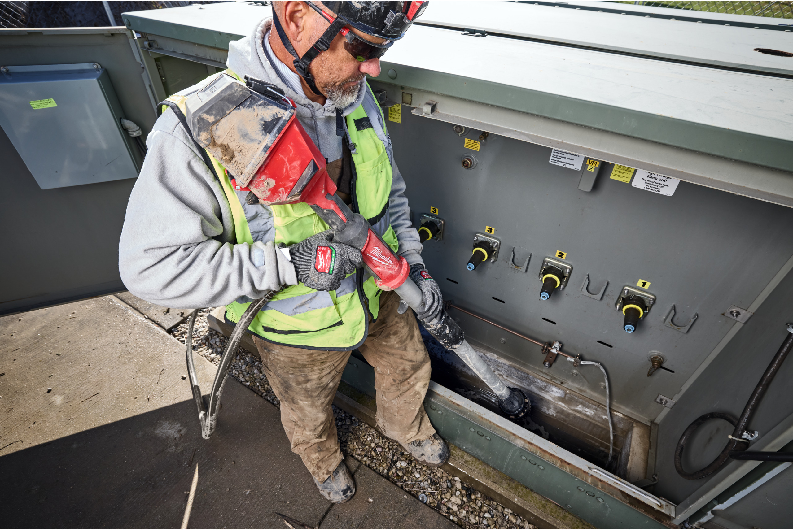 ACCU-STAAFWATERPOMP 18V/8AH M18 BLSWP-801     MILW