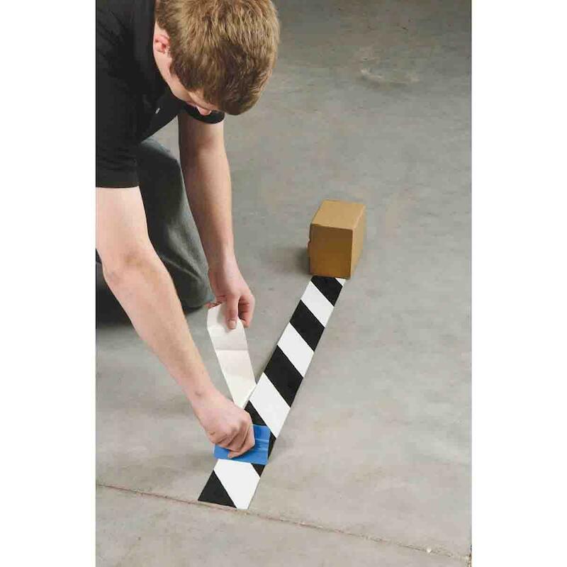 VLOERMARKERINGSTAPE - BRADY 104349 - ZWART EN WIT 76,2 MMX30 M