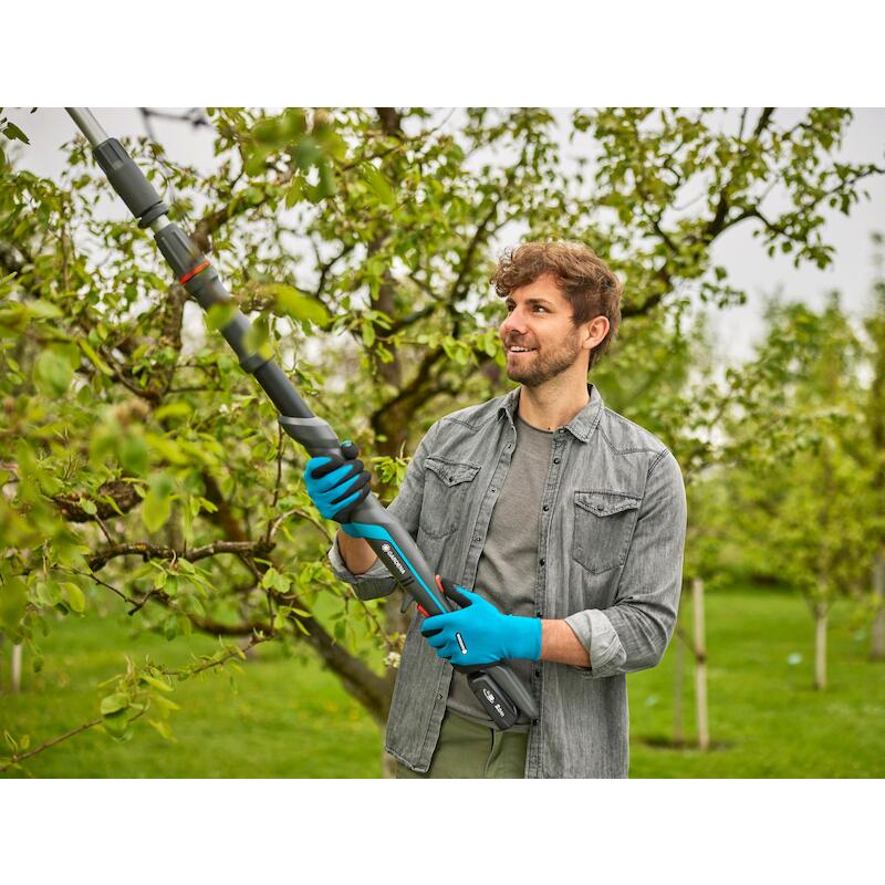 SÉCATEUR ACCU 18V/BODY      250            GARDENA