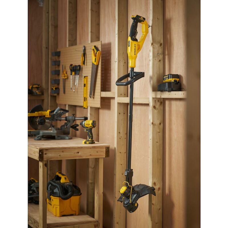 ACCUGRASTRIMMER 18V/BODY    STCST933B      STANLEY