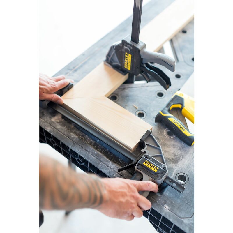 SUPPORT DE TRAVAIL PLIABLE  FMST1-75672    STANLEY