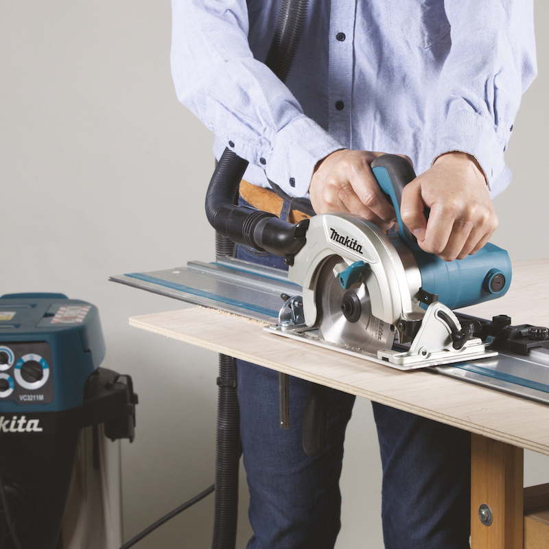 CIRCULAR SAW - HS6601 - MAKITA