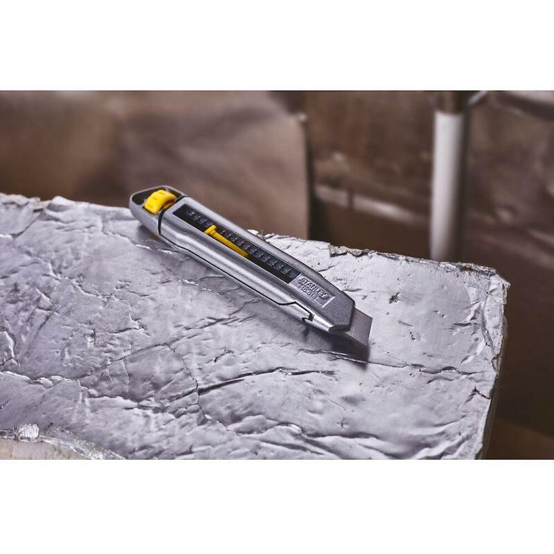 CUTTER INTERLOCK 18MM       0-10-018 165MM STANLEY