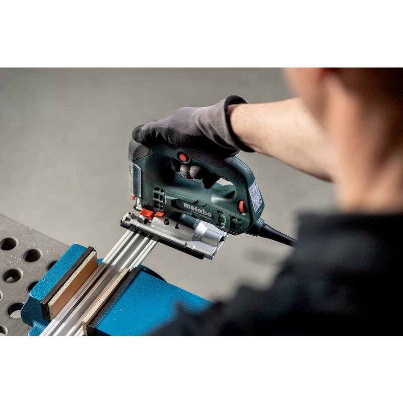 DECOUPEERZAAG 710W          STEB 100 QUICK  METABO