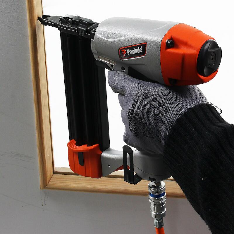 ACTION PERFOR./PIQUEUR      FN1850.2       PASLODE