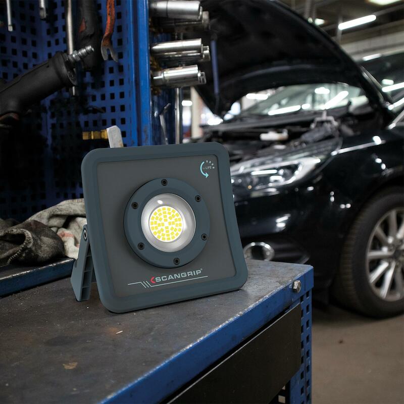 Scangrip - Rechargeable led work light - nova r - 2000 lm - 7.2 V - 3.2 Ah - 03.6201 - 03362412
