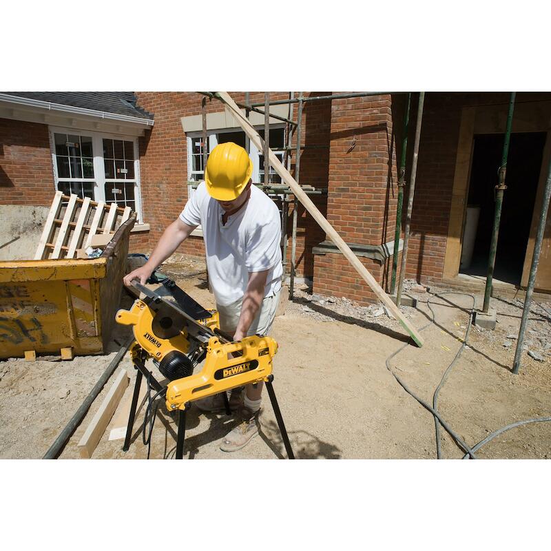COMBINATIEZAAG 2000W/250MM  DW743N          DEWALT