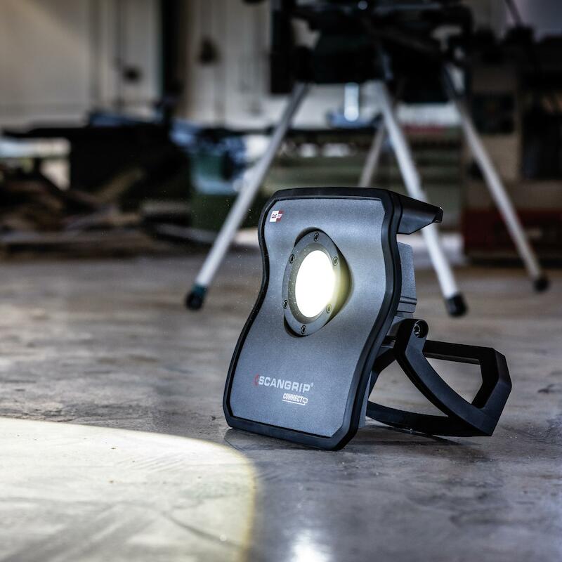 LAMPE CHANTIER ACCU 18V/BOD NOVA 10 CONNECT SCANGR