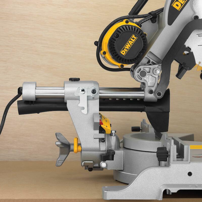 AFKORTZAAG 1675W/305MM      DWS780          DEWALT
